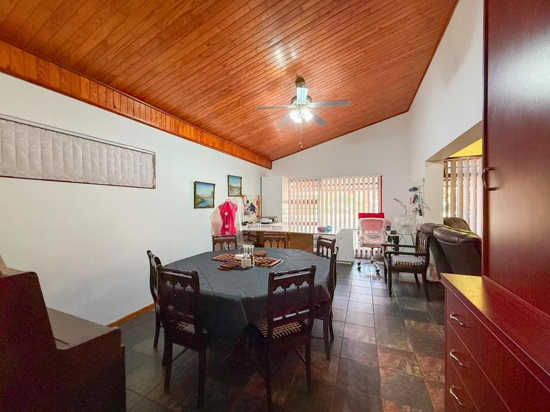 6 Bedroom Property for Sale in Denneoord Western Cape